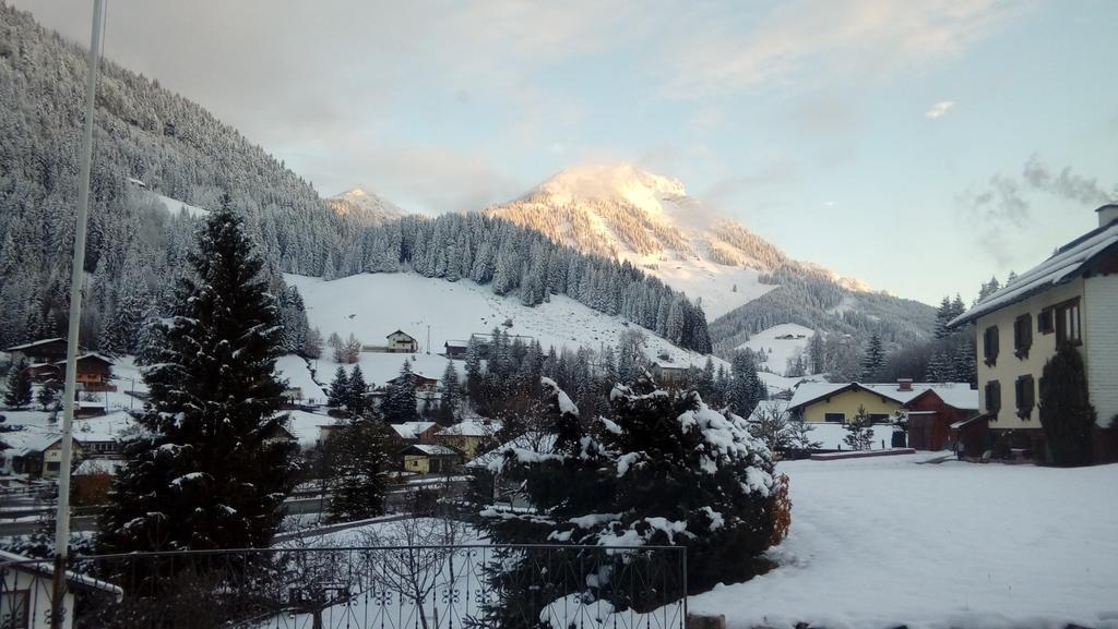 Gasthof Schonblick Hotel Russbach am Pass Gschuett Luaran gambar